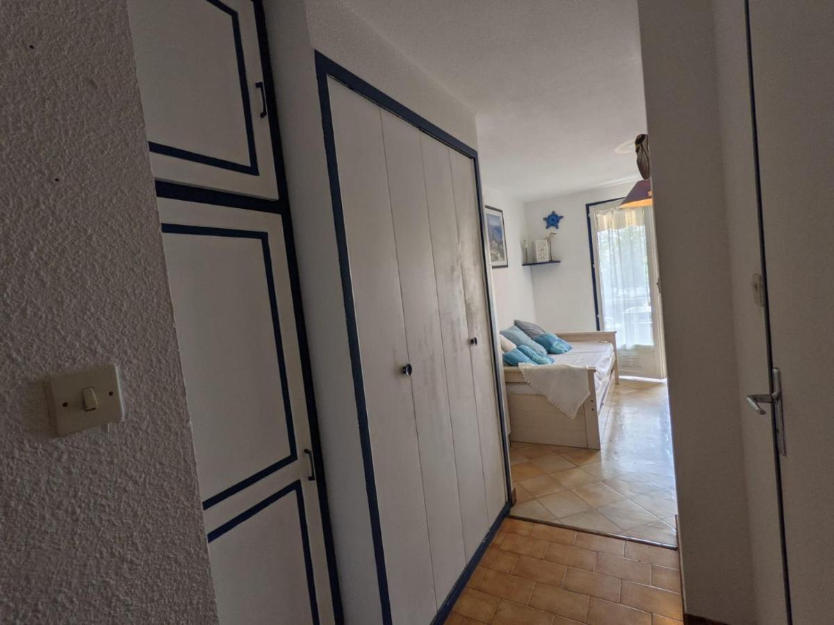 Appartement " Le Grand Bleu " A 3 Min De La Plage La Londe-les-Maures Kültér fotó
