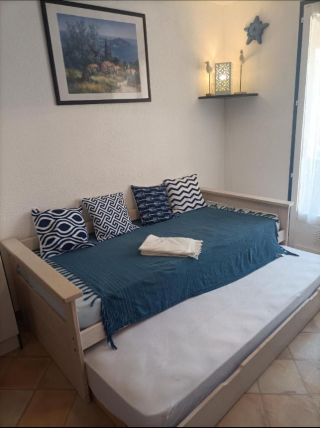 Appartement " Le Grand Bleu " A 3 Min De La Plage La Londe-les-Maures Kültér fotó